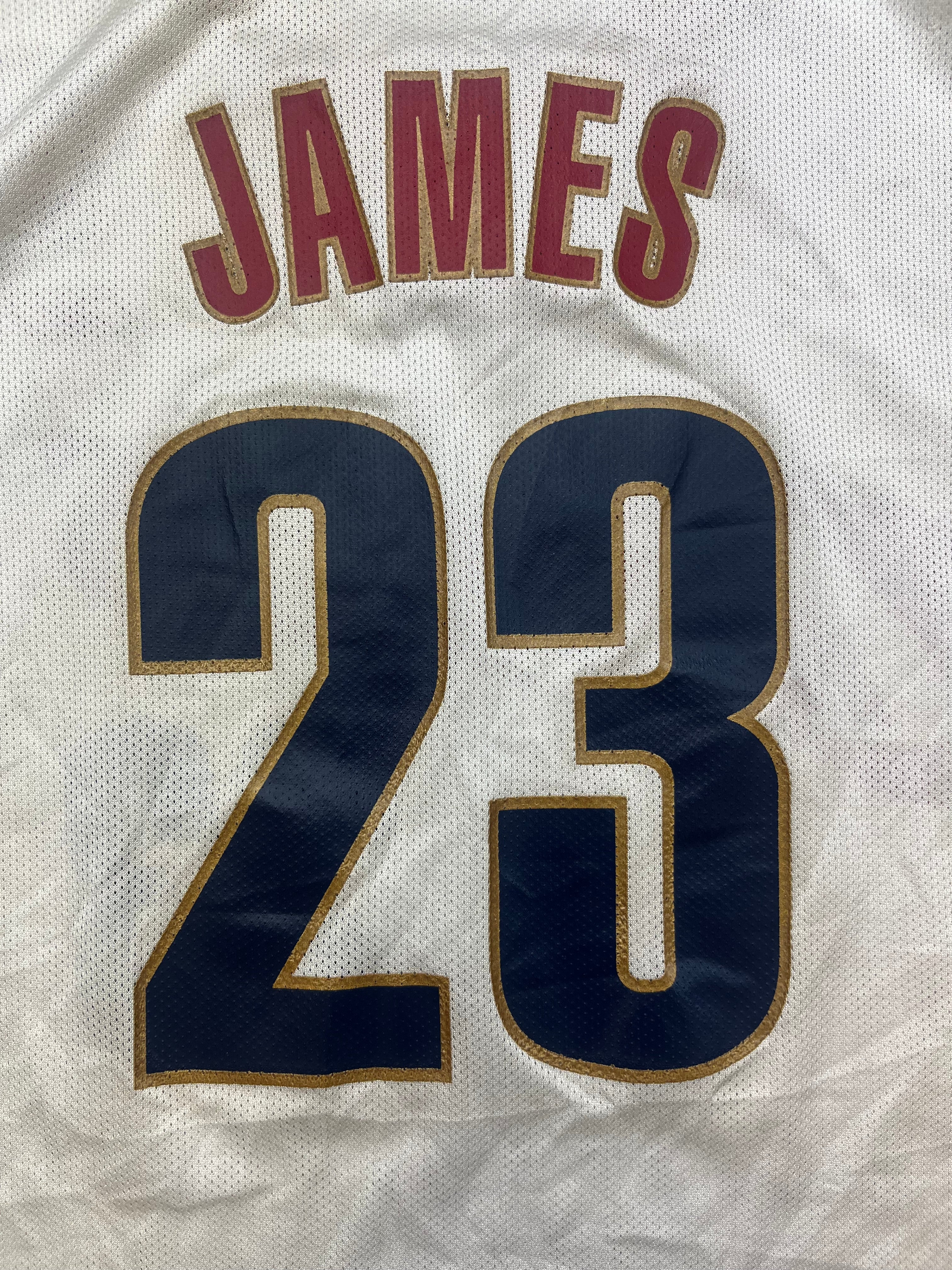 2003/06 Cleveland Cavaliers Reebok Alternate Jersey James #23 (2XL) 9/10