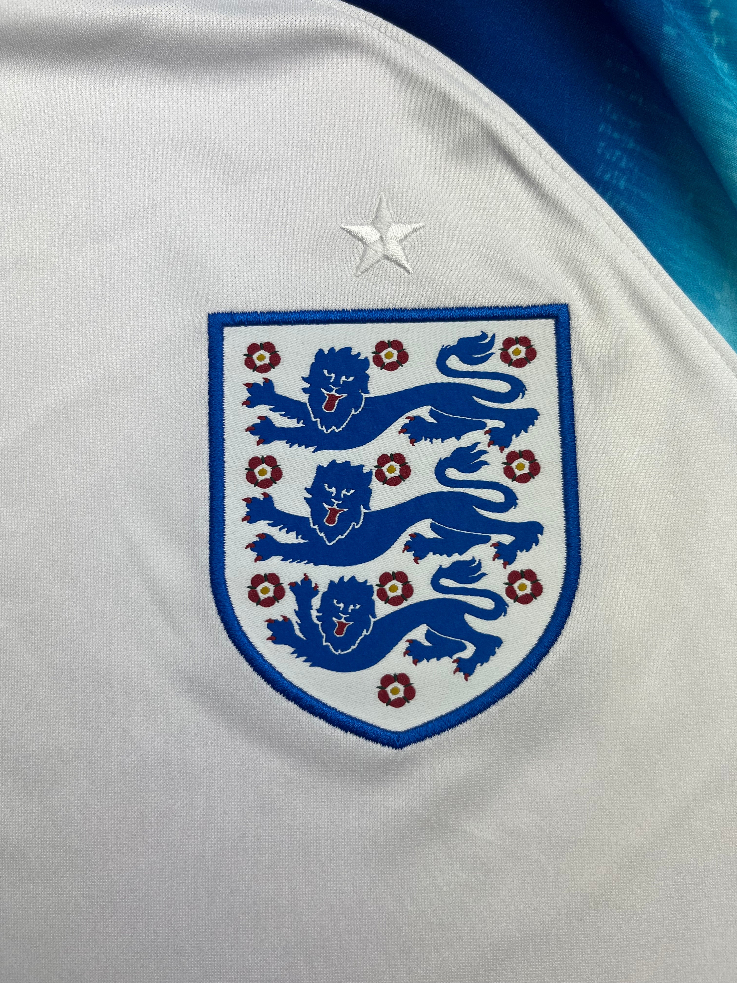 2022/23 England Home Shirt (M) BNWT