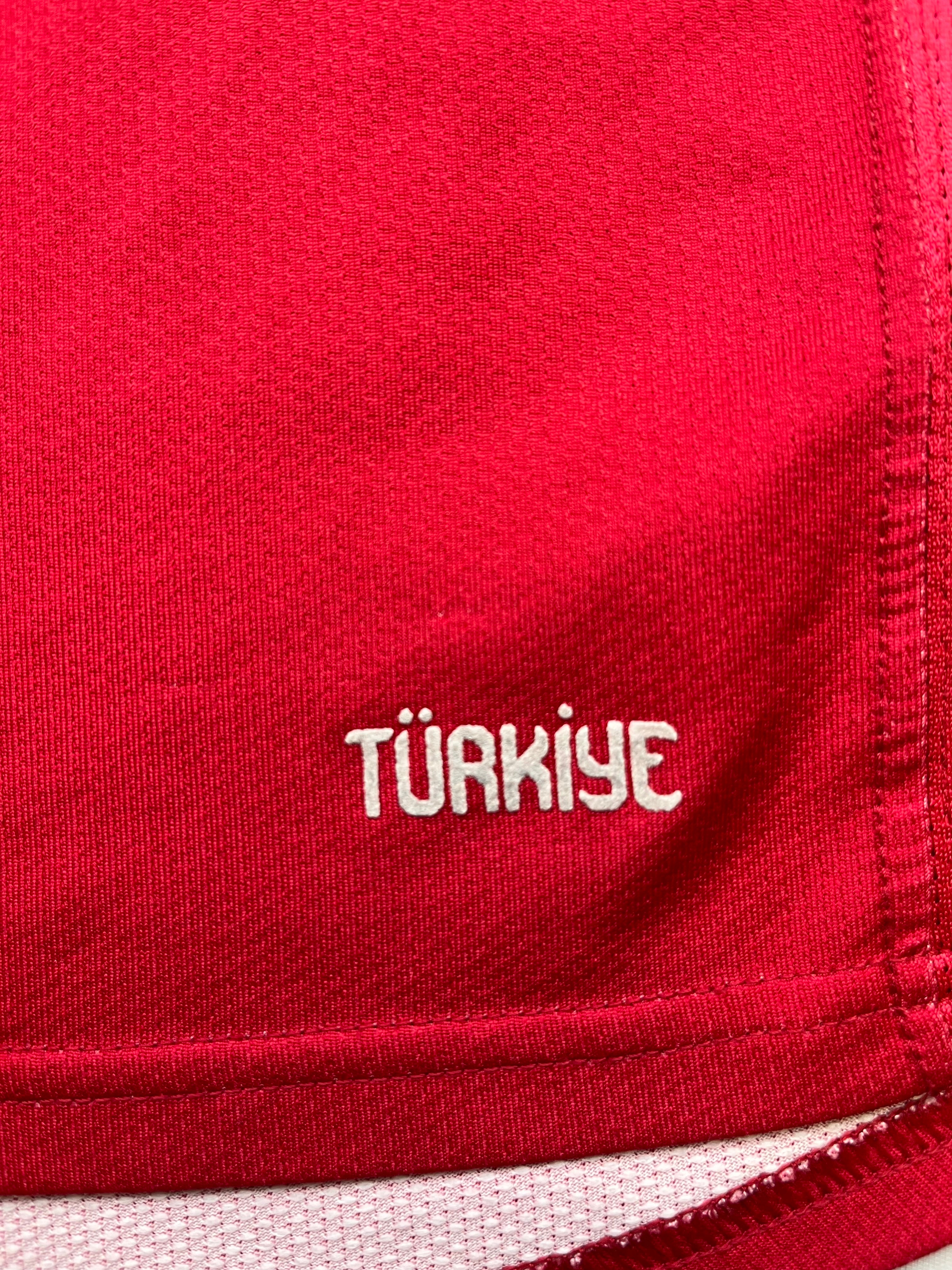 2006/08 Turkey Home Shirt (M) 6/10