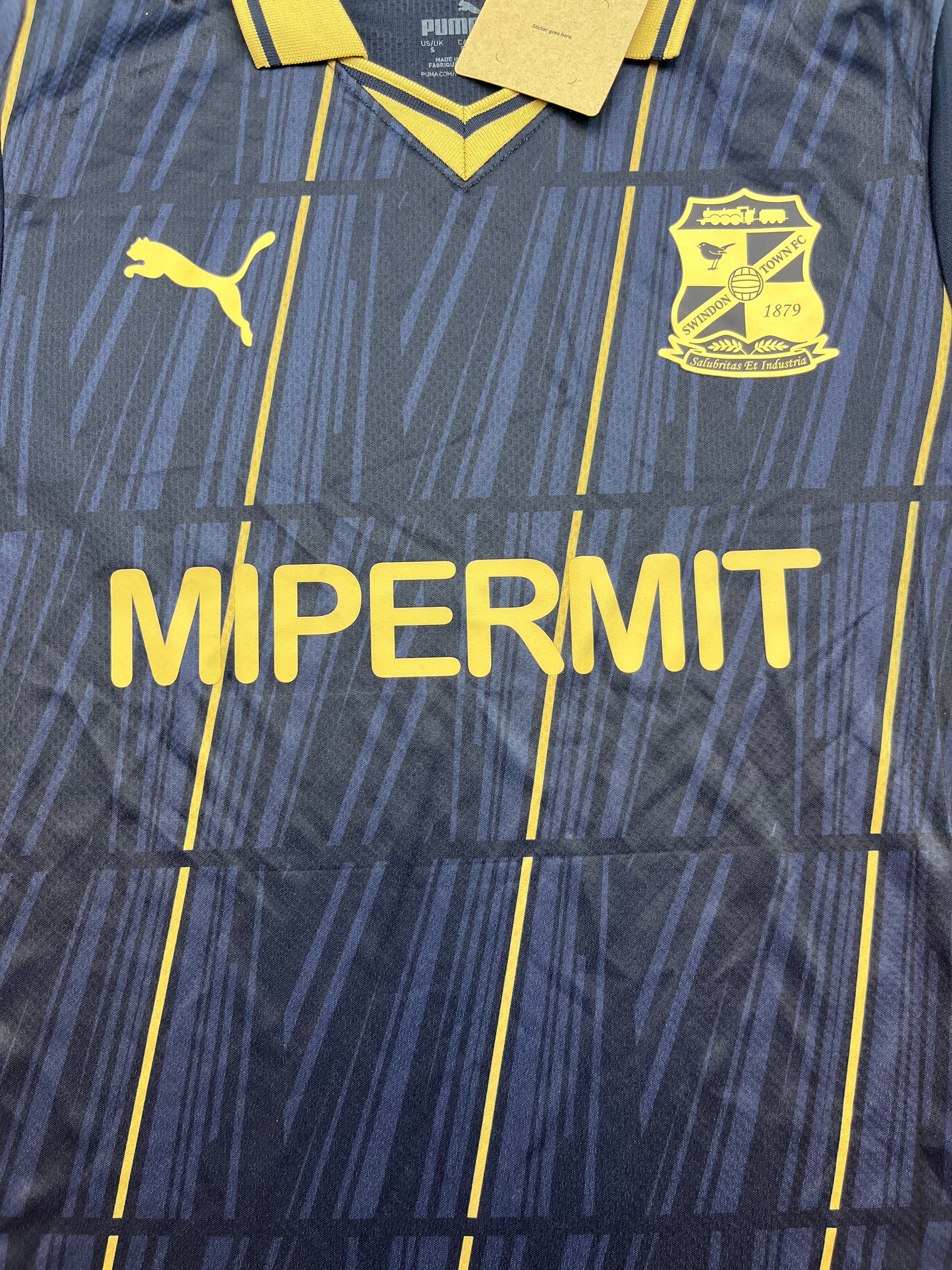 2023/24 Swindon Town Away Shirt (S) BNWT