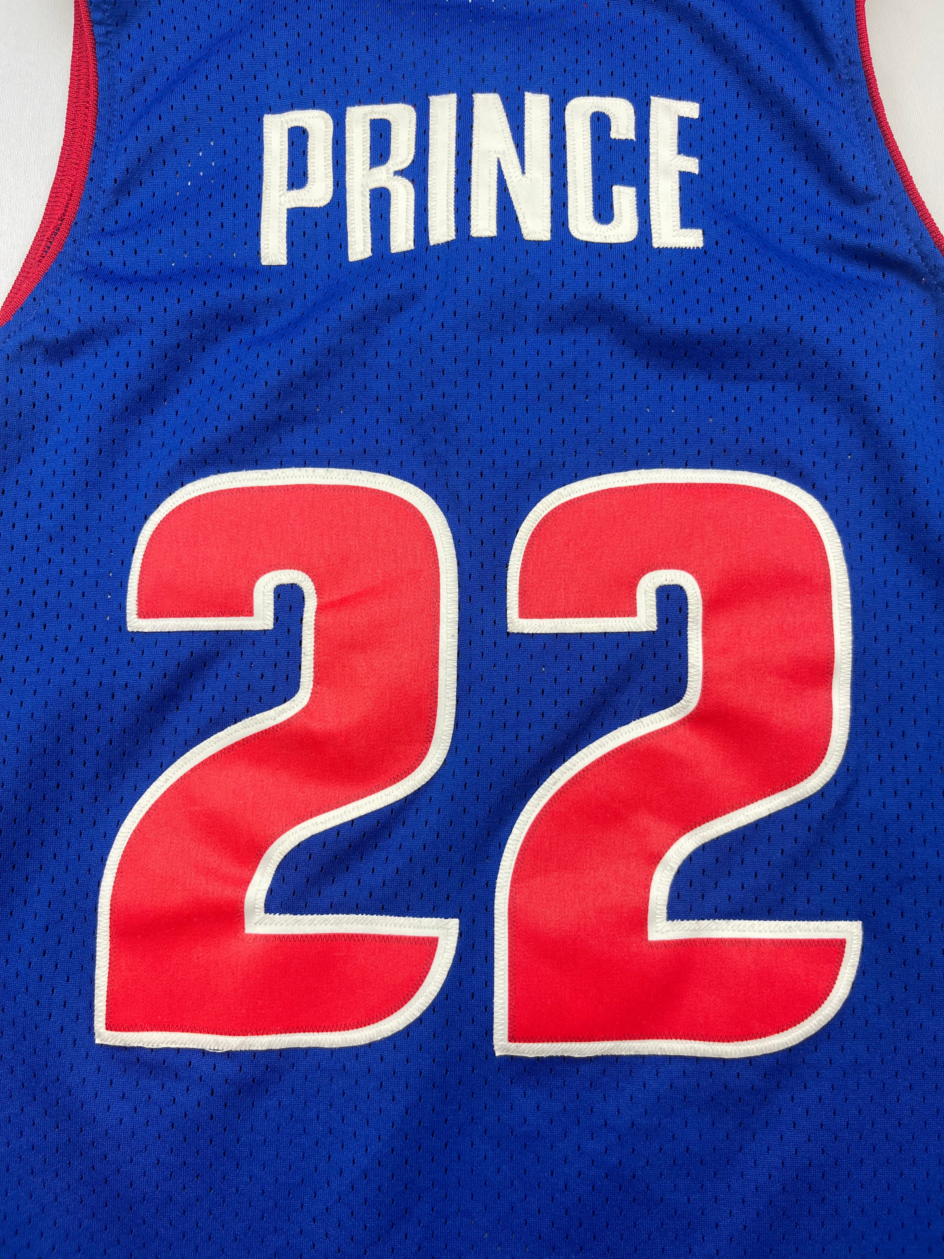 2002/06 Detroit Pistons Alternate Reebok Jersey Prince #22 (M) 9/10