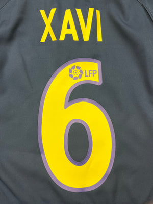 2002/04 Barcelona Away Shirt Xavi #6 (M) 9/10