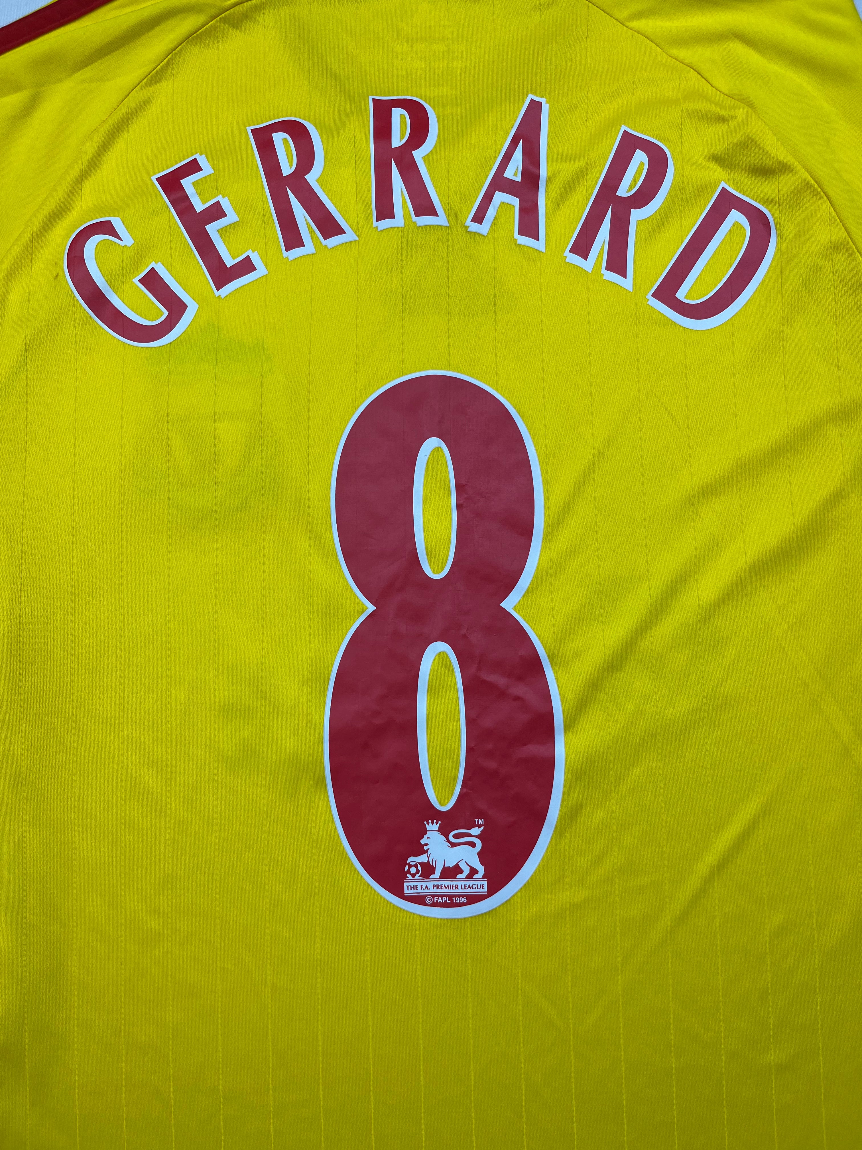 Maillot extérieur Liverpool 2006/07 Gerrard #8 (M) 8.5/10