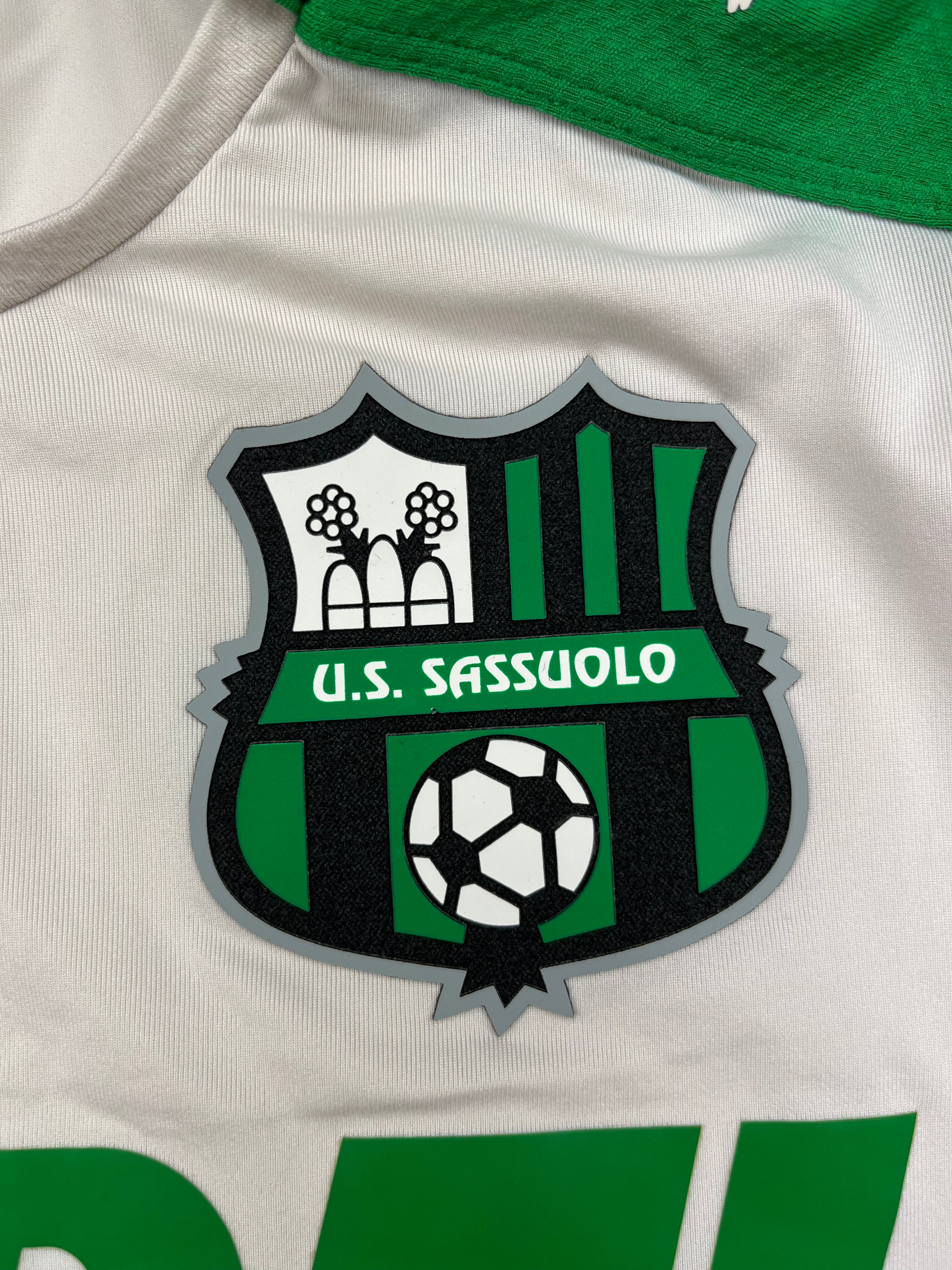 2017/18 Sassuolo Away Shirt (XXL) 9/10