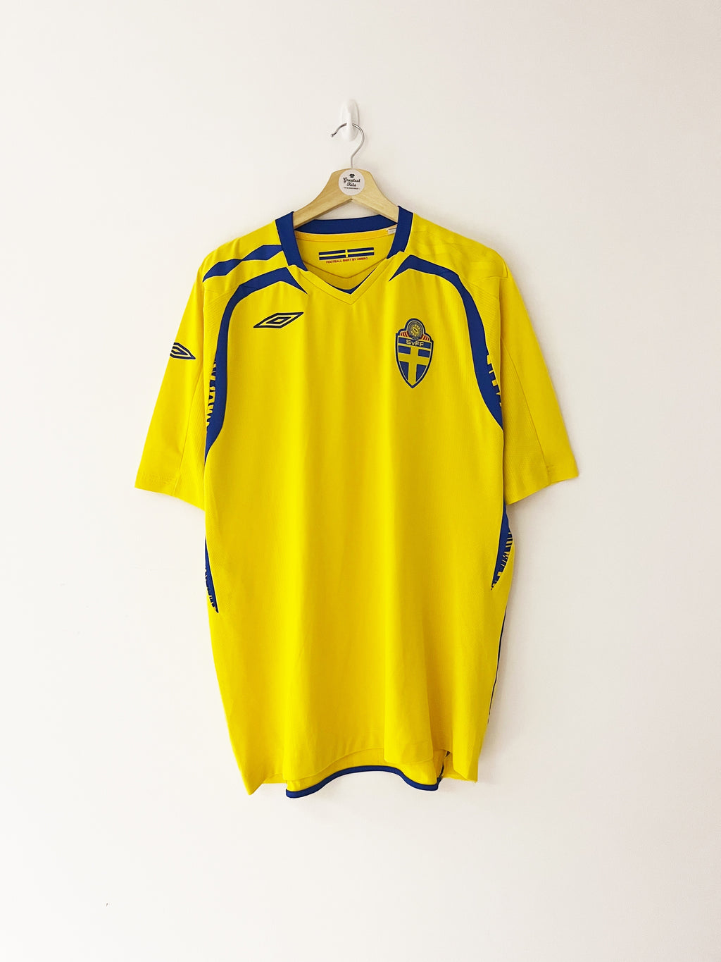 2007/09 Sweden Home Shirt (XL) 9/10