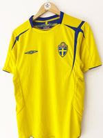 2005/06 Sweden Home Shirt (M) 8.5/10