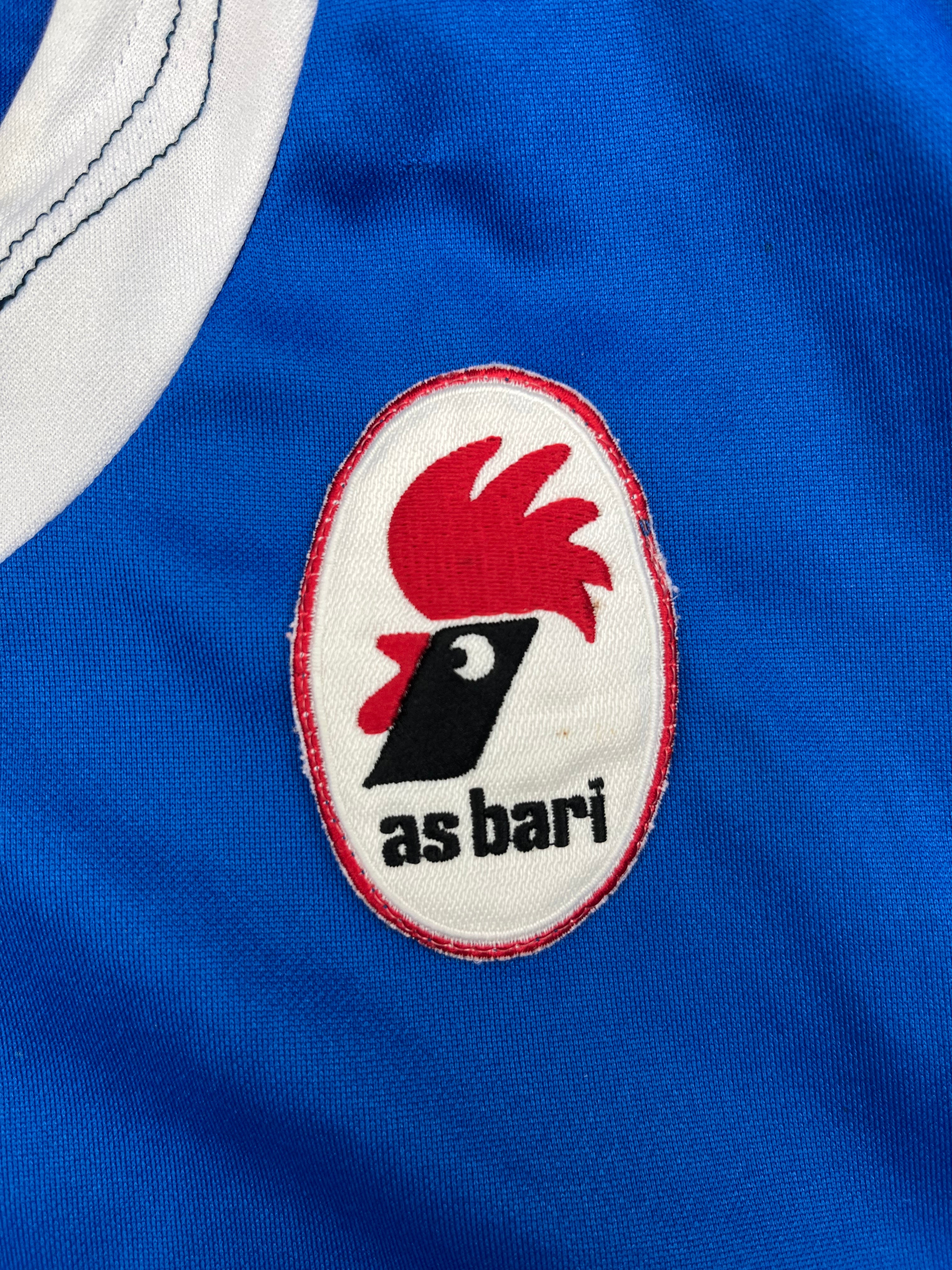 2006/07 Bari Training Shirt (XL) 7.5/10
