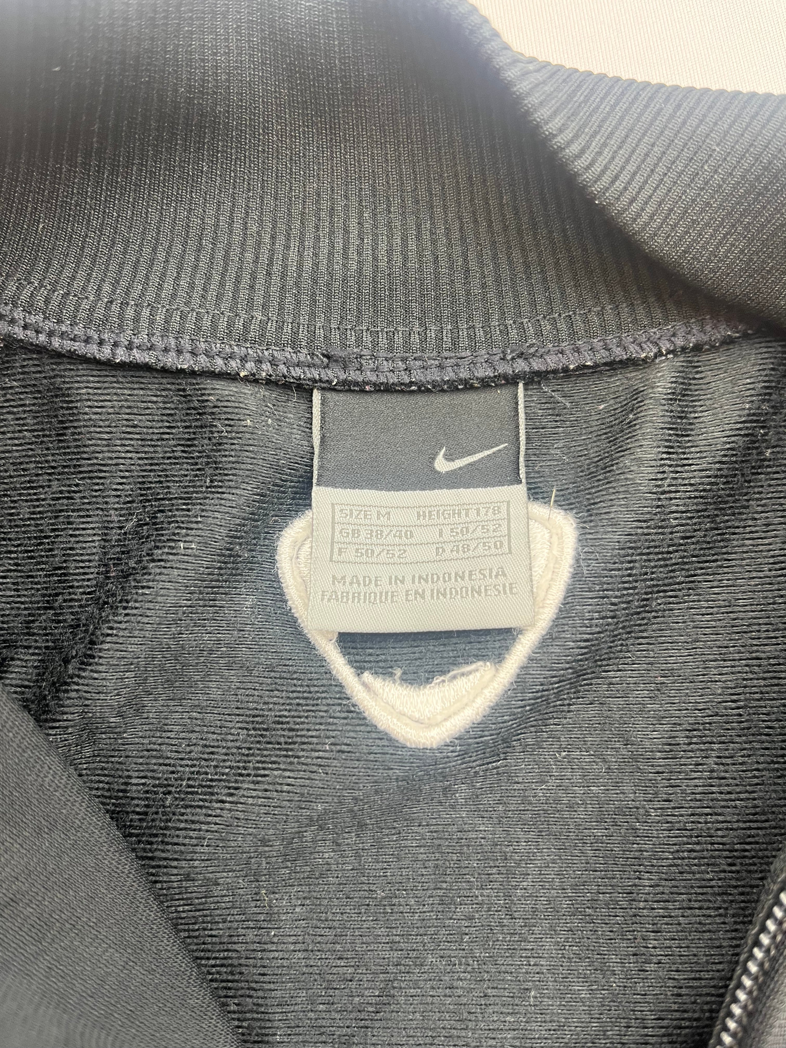 2003/04 Juventus Training Jacket (M) 9/10