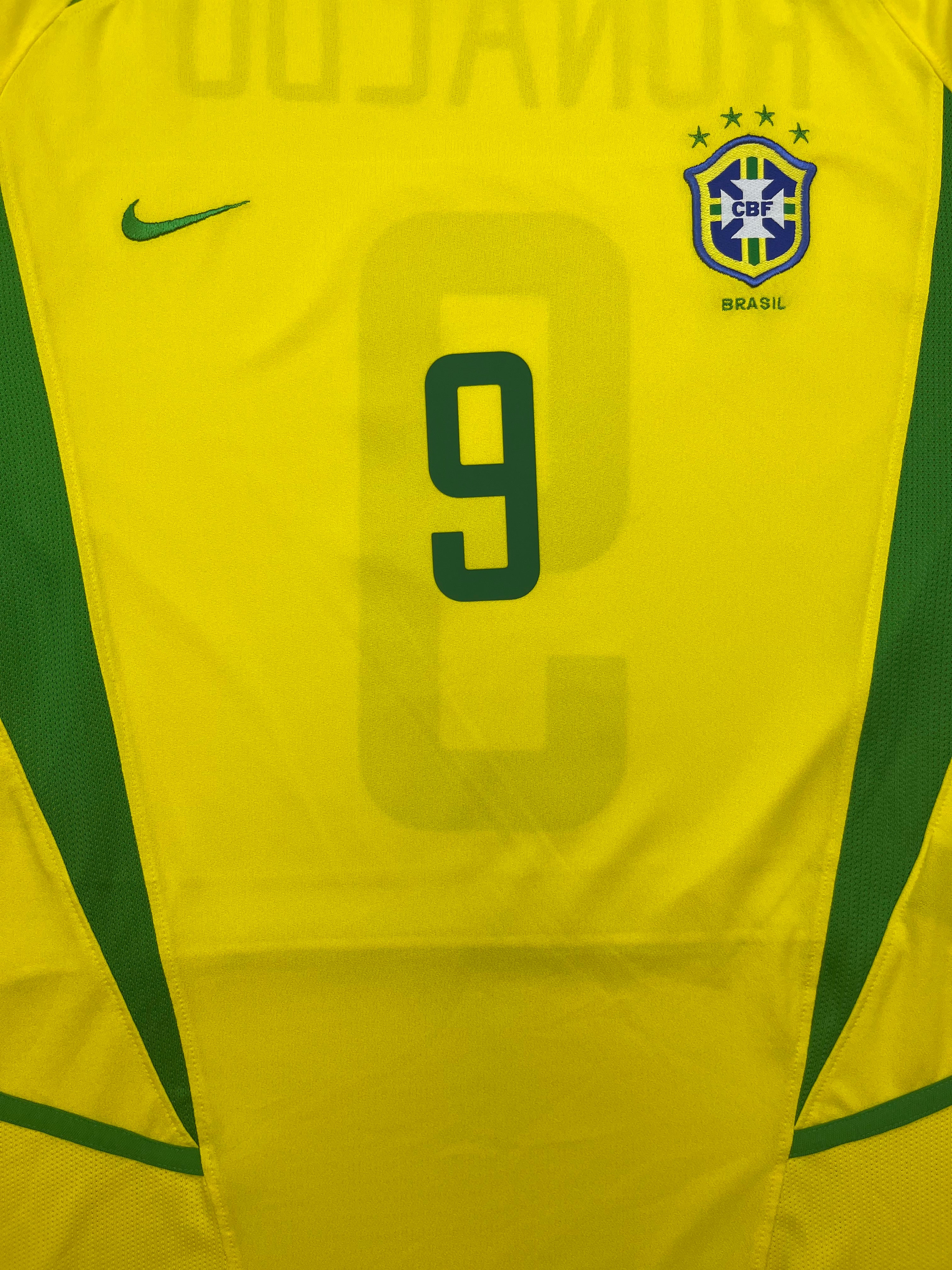 2002/04 Brazil Home Shirt Ronaldo #9 (L) 9/10