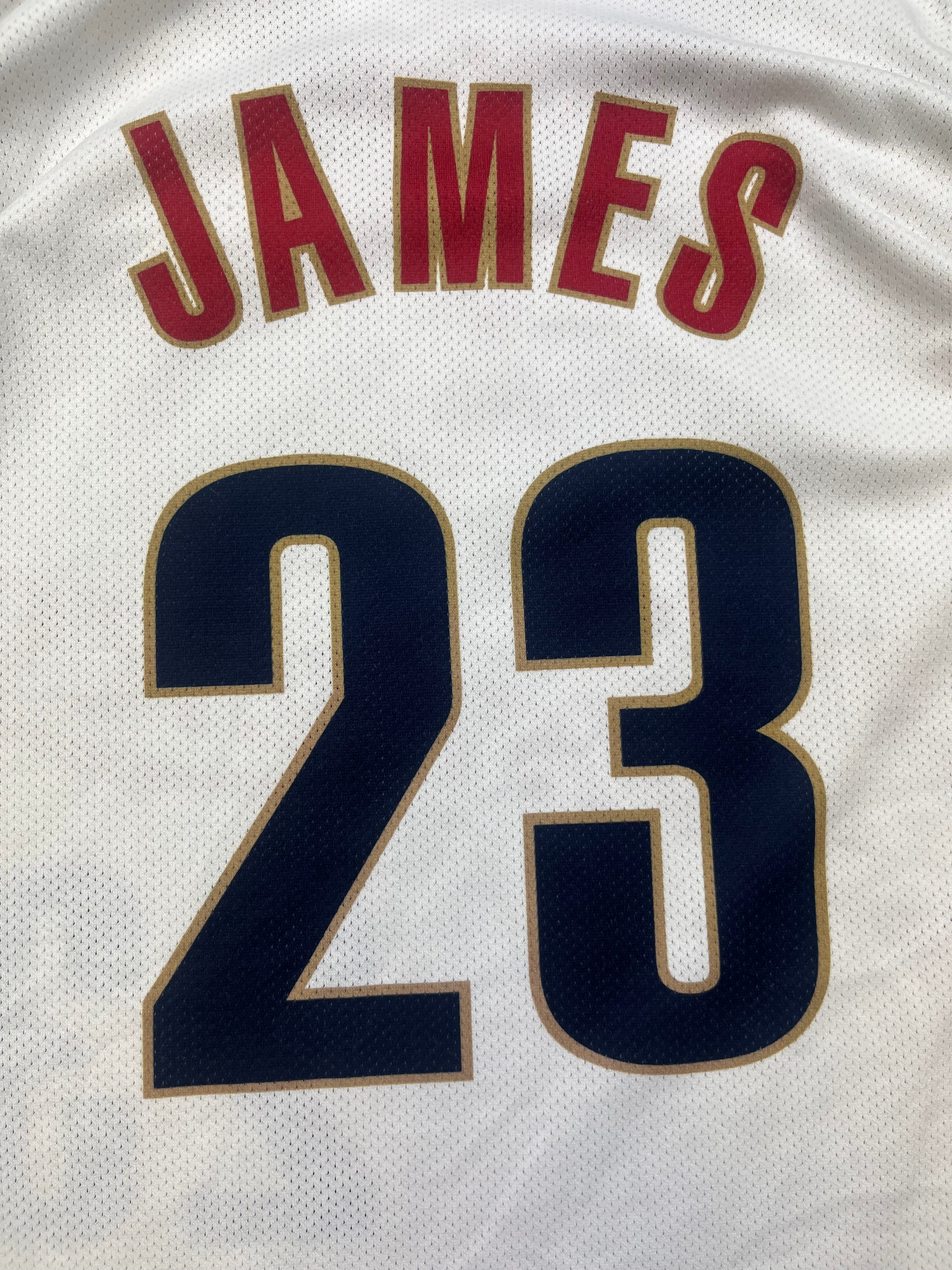 2003/10 Cleveland Cavaliers Champion Home Jersey James #23 (XL) 9/10