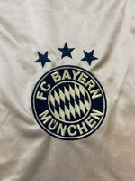 2004/05 Bayern Munich *Signed* Away Shirt (XXL) BNWT