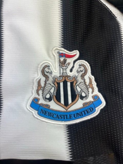 2010/11 Newcastle United Home Shirt (M) 8.5/10