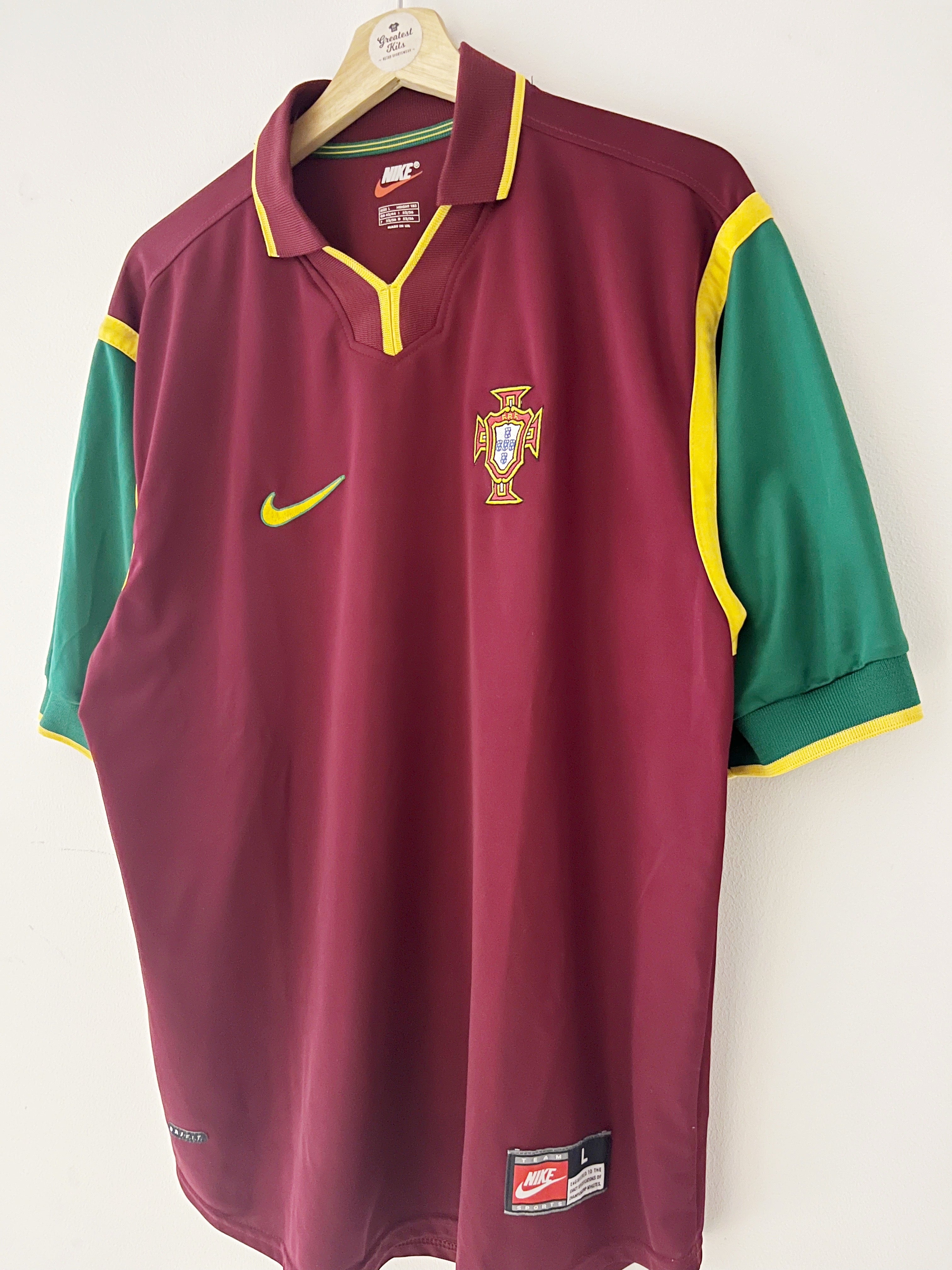 1998/00 Portugal Home Shirt (L) 8.5/10
