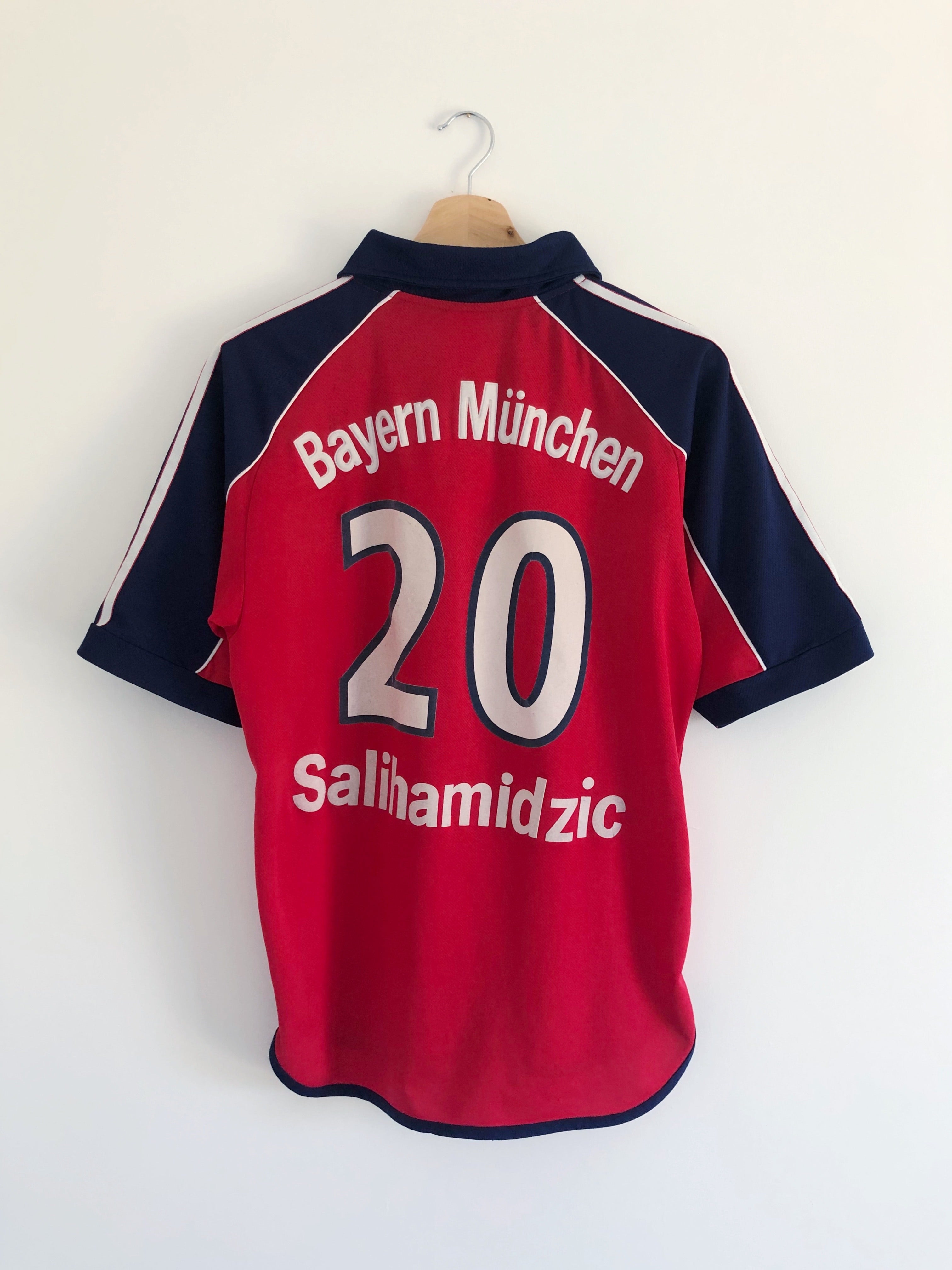 Hasan Salihamidžić Bayern Munich kit
